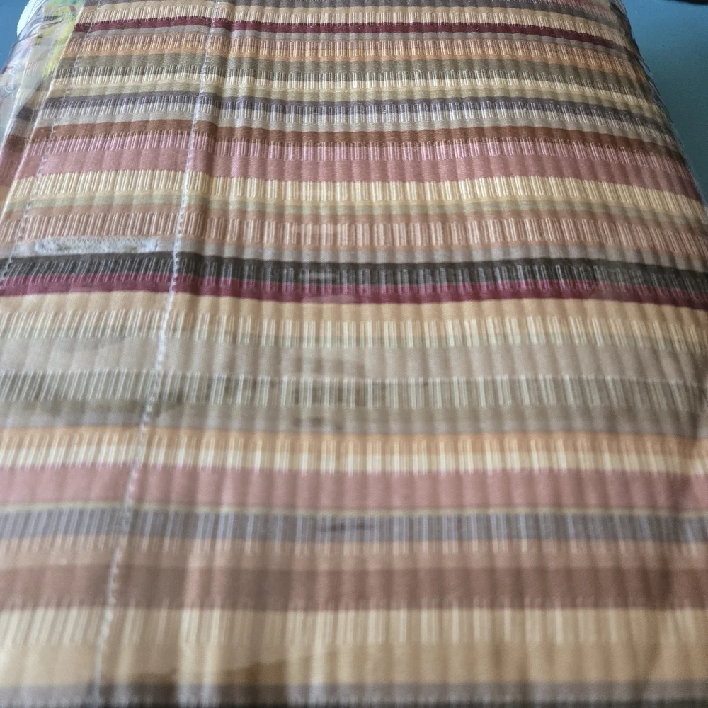 Plisse Jacquard Earthtones Striped Shower Curtain – 72
